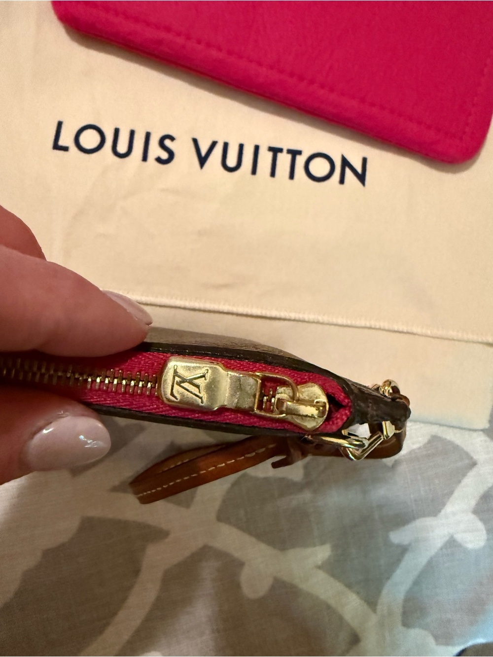 Authentic Louis Vuitton Monogram Neverfull GM pouch pivoine GUC - Picture 8 of 12